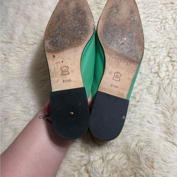 Talbots Green Leather Mules with Bow Detail size 8.5 Narrow - Picture 8 of 8